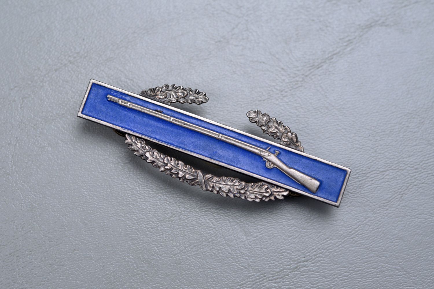 WWII U.S. COMBAT INFANTRY BADGE - FROSTED BACK, STERLING