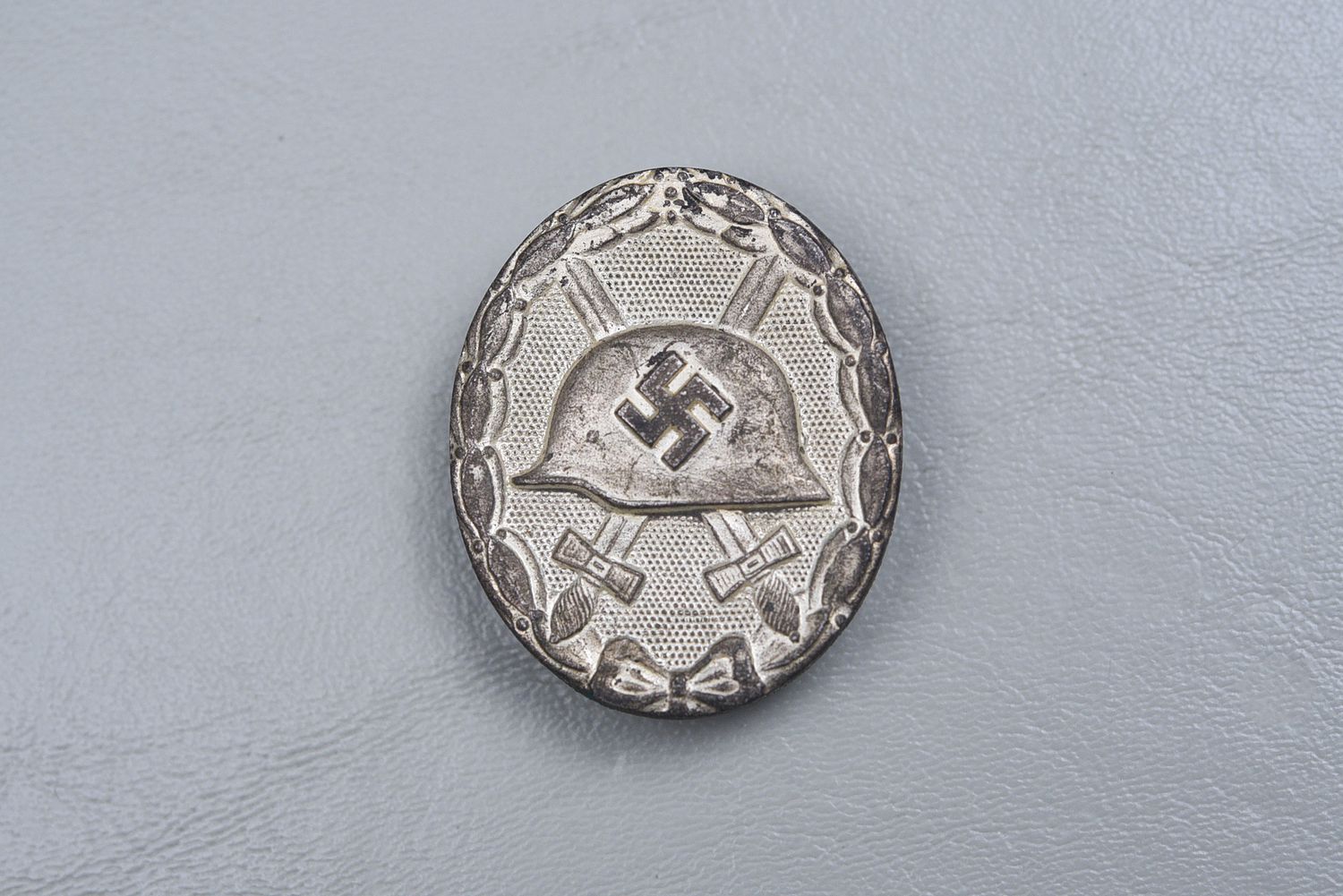 WWII GERMAN 1939 SILVER WOUND BADGE - FROSTED