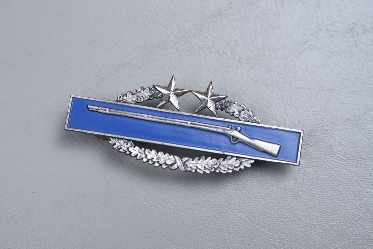 VIETNAM WAR U.S. COMBAT INFANTRY BADGE w/2 STARS BY SIMCO