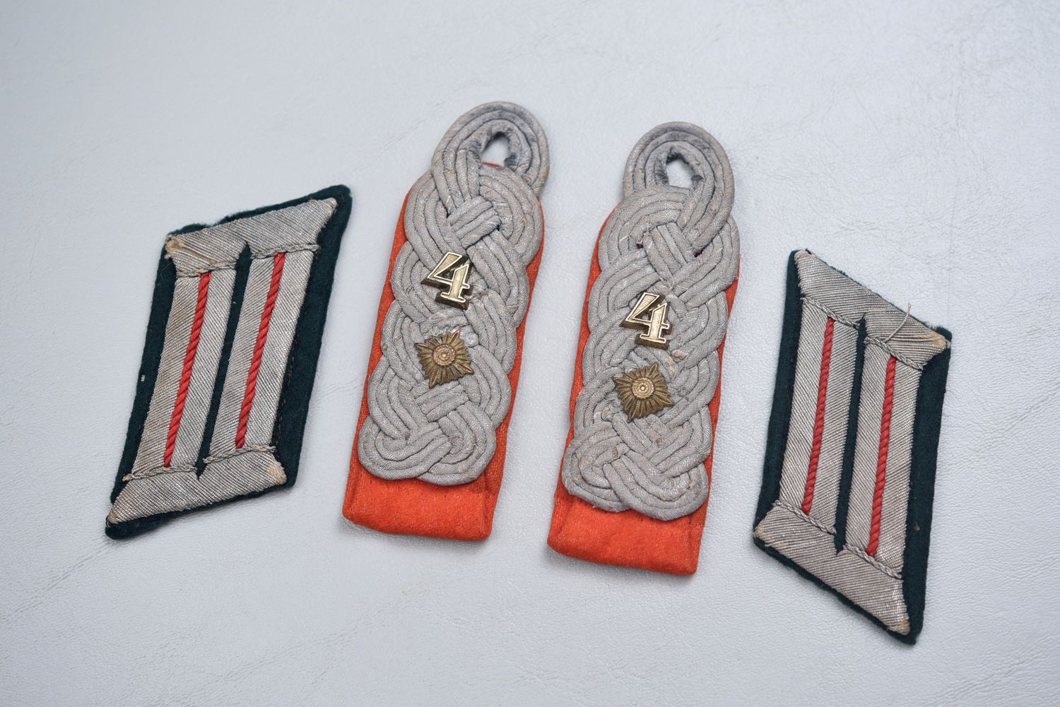 WWII GERMAN ARTILLERY OBERSTLEUTENANT SHOULER BOARD &amp; COLLAR TAB SET