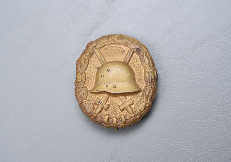 WWI GERMAN 1918 GOLD WOUND BADGE WWI GERMAN 1918 GOLD WOUND BADGE