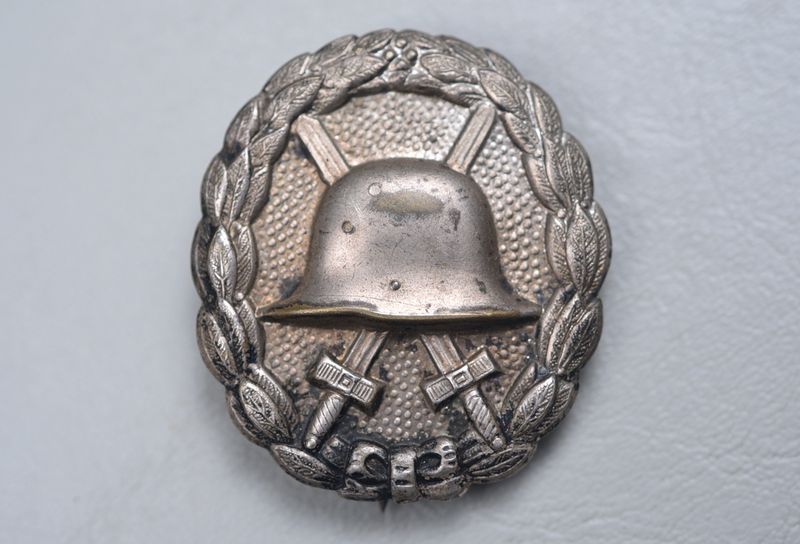 WWI GERMAN SILVER WOUND BADGE