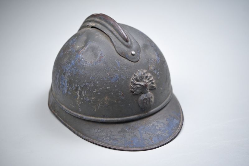 WWI FRENCH MODEL 1915 ADRIAN HELMET w/FULL LINER &amp; STRAP