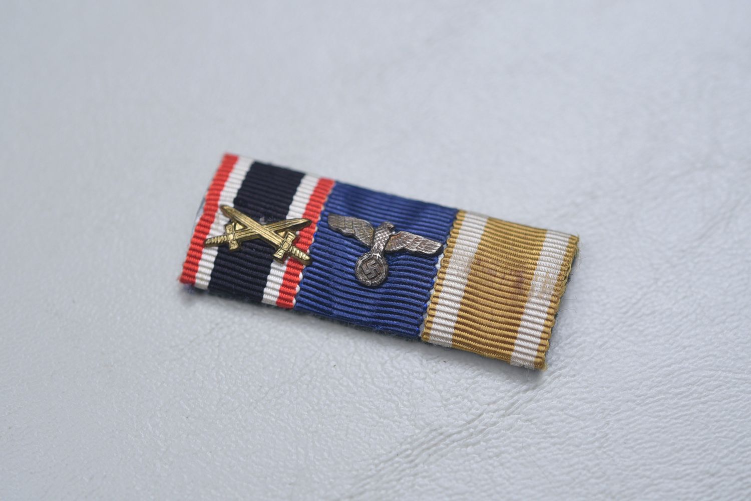 WWII GERMAN 1939 WAR MERIT CROSS/4-YEAR SERVICE 3 PLACE RIBBON BAR