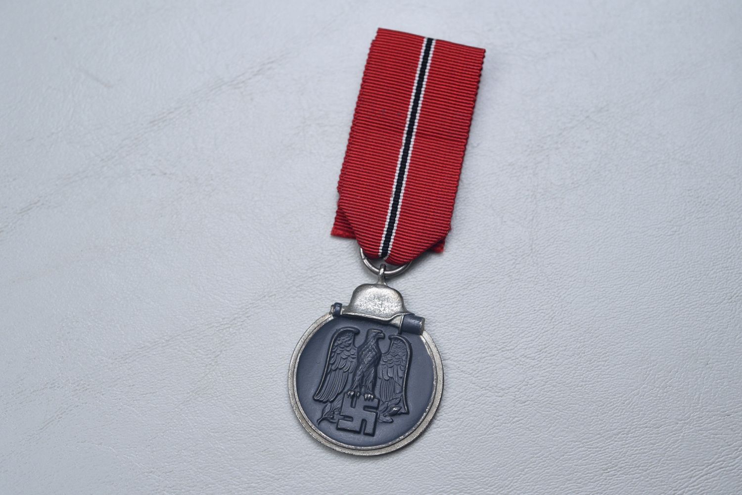 WWII GERMAN RUSSIAN FRONT MEDAL - SILVER INTACT