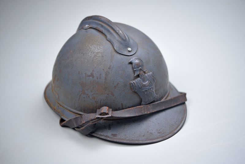 WWI FRENCH ENGINEERS M1915 ADRIAN HELMET - COMPLETE