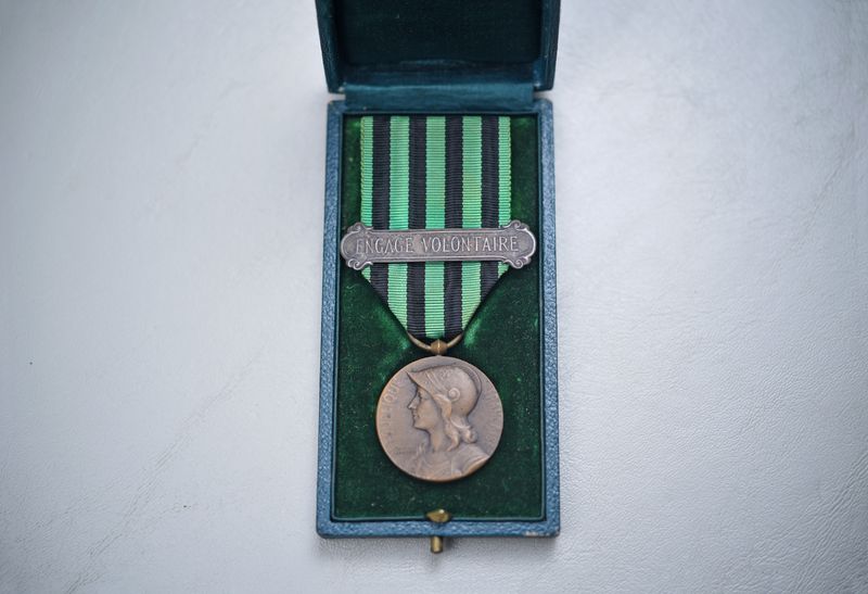 FRENCH 1870-1871 FRANCO PRUSSIAN WAR COMMEMORATIVE MEDAL w/BAR IN CASE