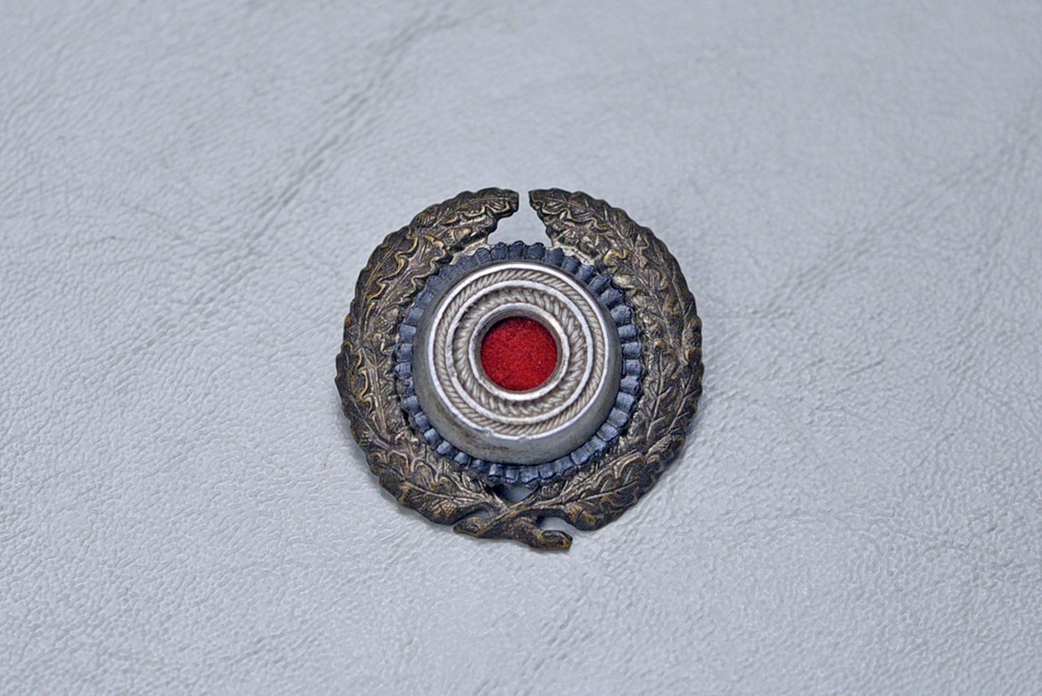 WWII GERMAN REICHS POST VISOR CAP WREATH &amp; COCKADE