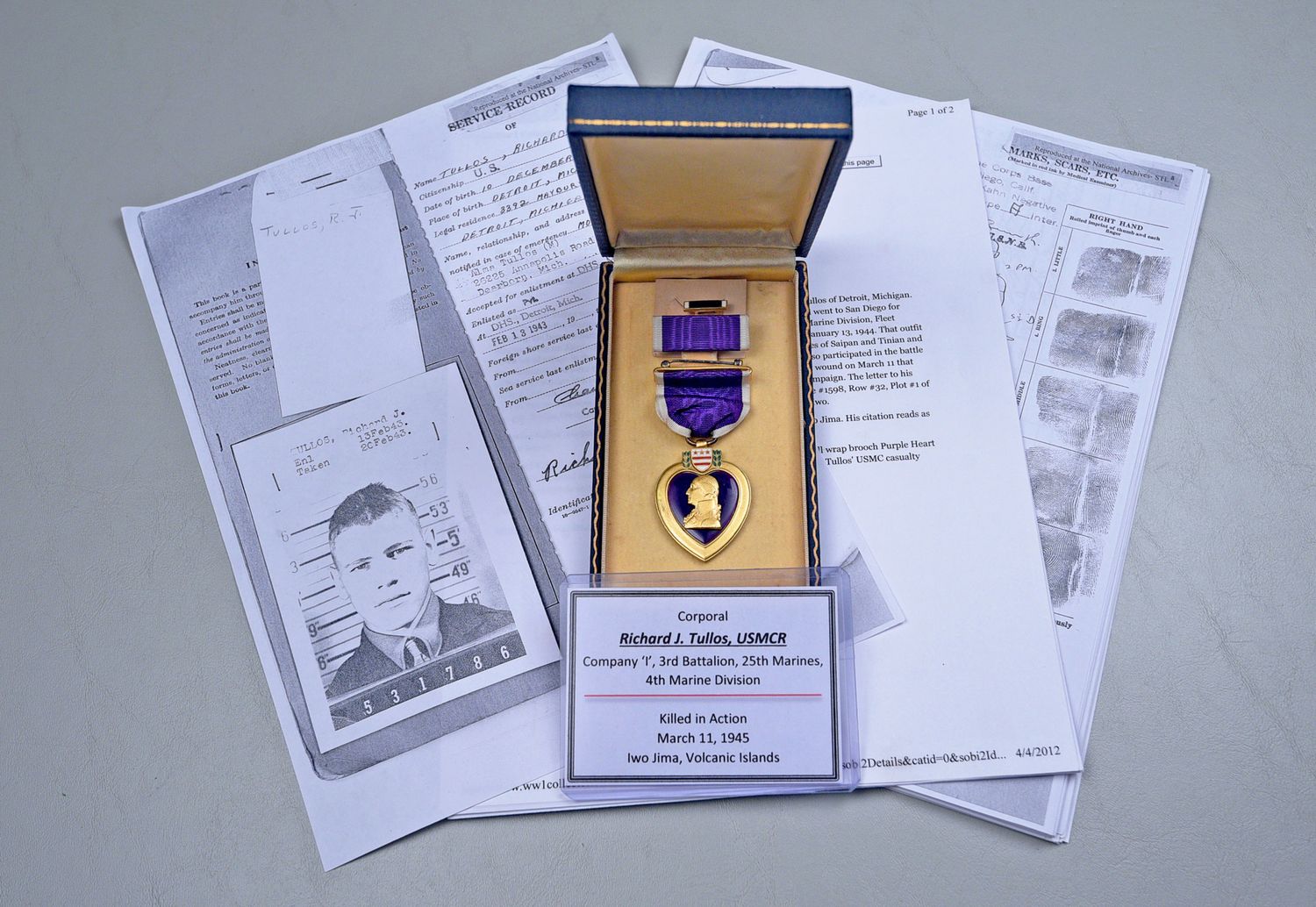 WWII U.S. PURPLE HEART MEDAL TO IWO JIMA KIA - 4TH MAR. DIV.