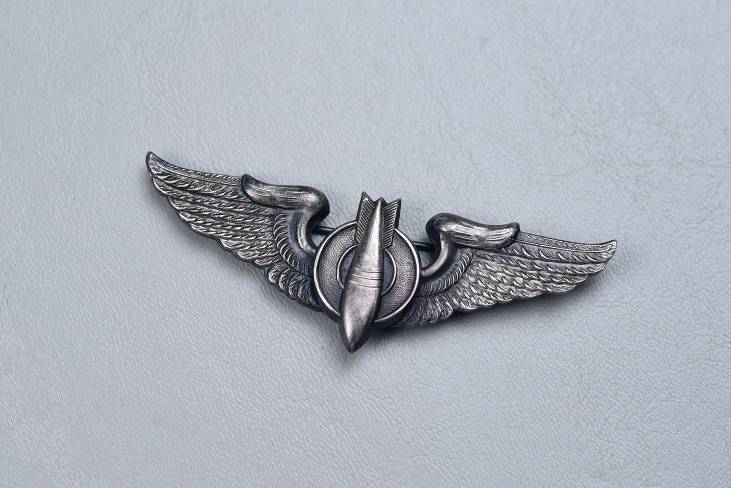 WWII U.S. ARMY AIR CORPS BOMBARDIER WING - BRITISH PATTERN