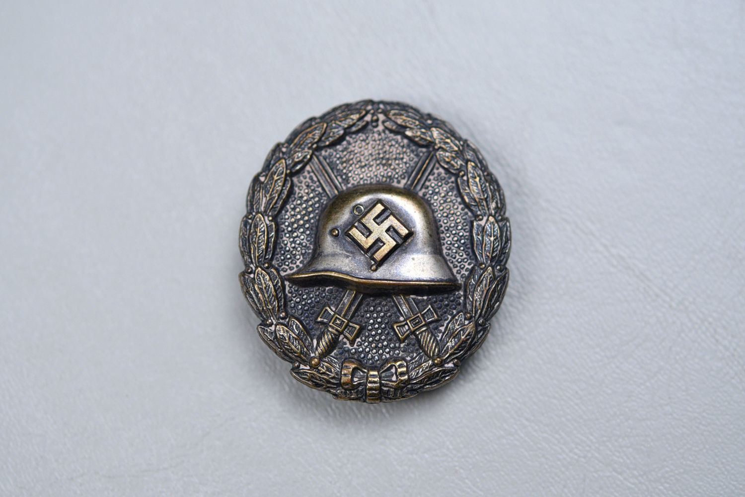 WWII GERMAN MODEL 1936 &#39;SPANISH&#39; WOUND BADGE IN BLACK