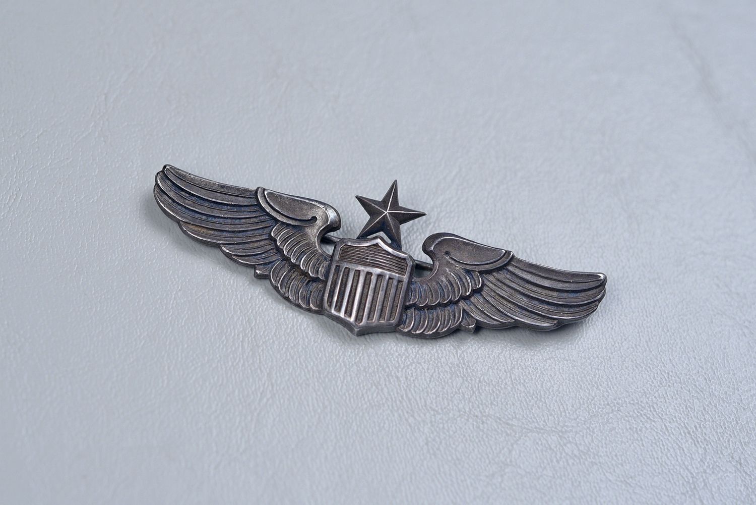 WWII U.S. Army Air Corps Senior Pilot Wing - pinback, sterling