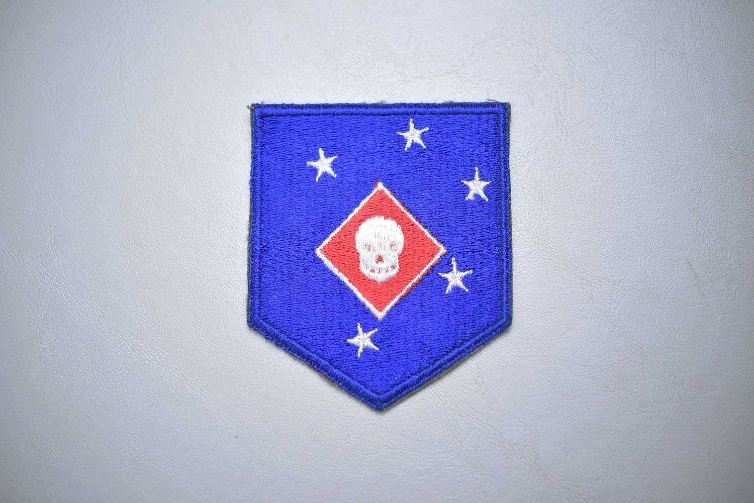 WWII U.S. MARINE CORPS RAIDER SHOULDER PATCH - SMILING SKULL