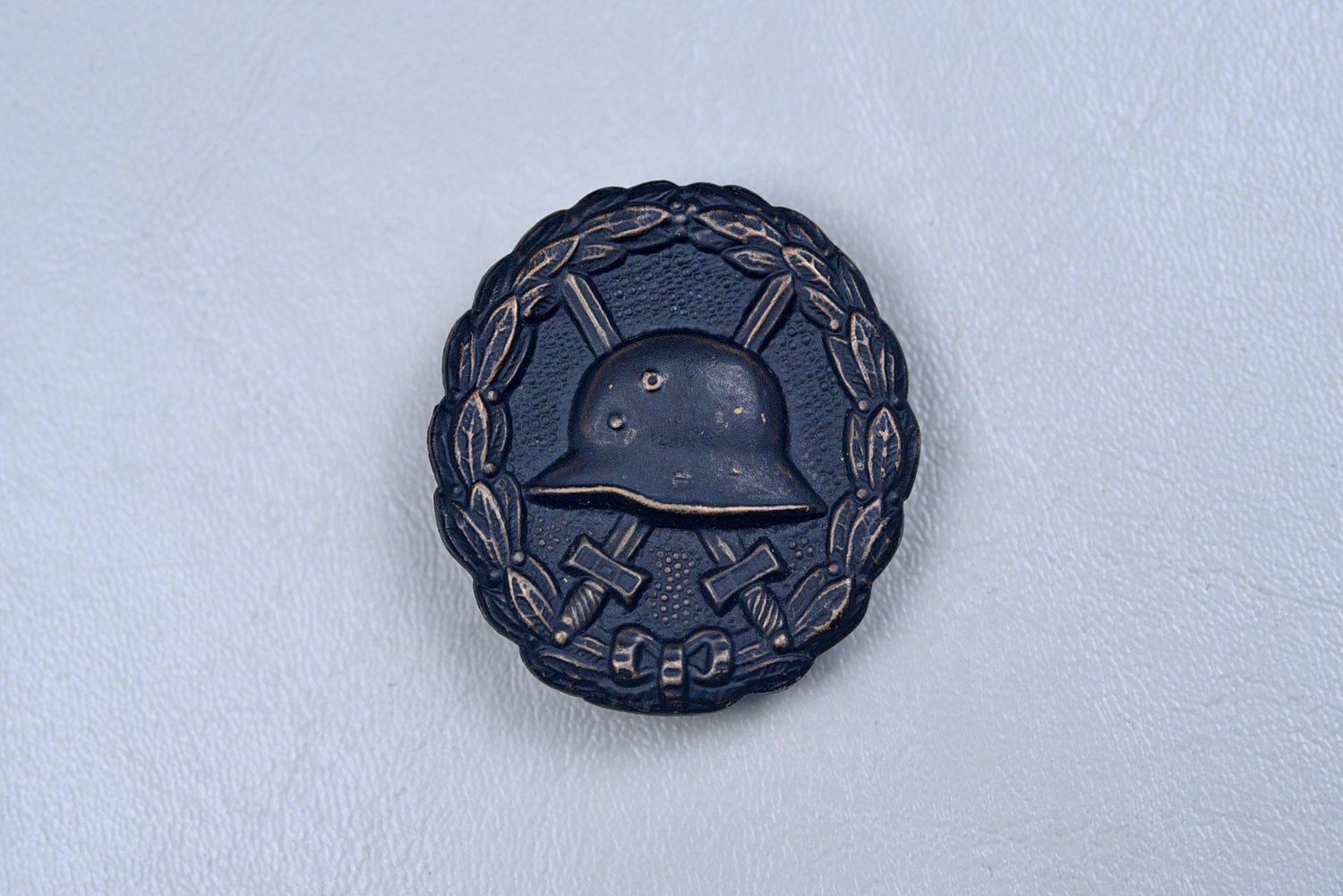 WWI GERMAN MODEL 1918 WOUND BADGE IN BLACK