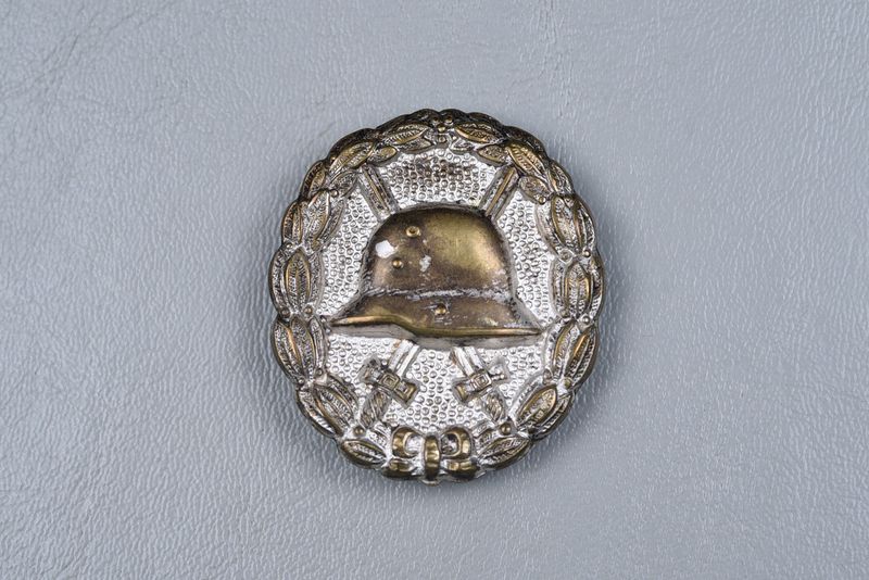 WWI GERMAN MODEL 1918 WOUND BADGE IN SILVER WWI GERMAN MODEL 1918 WOUND BADGE IN SILVER