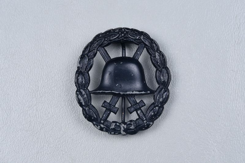 WWI GERMAN MODEL 1918 WOUND BADGE IN BLACK - CUT OUT TYPE WWI GERMAN MODEL 1918 WOUND BADGE IN BLACK - CUT OUT TYPE