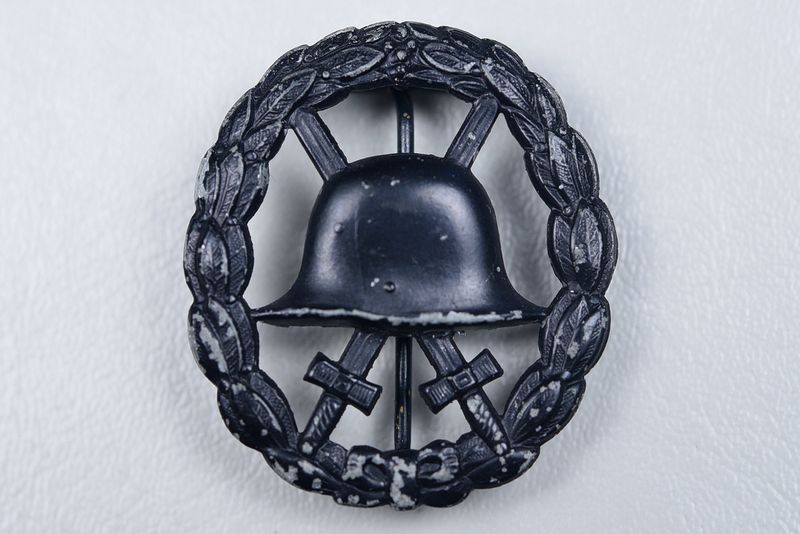 WWI GERMAN MODEL 1918 WOUND BADGE IN BLACK - CUT OUT TYPE