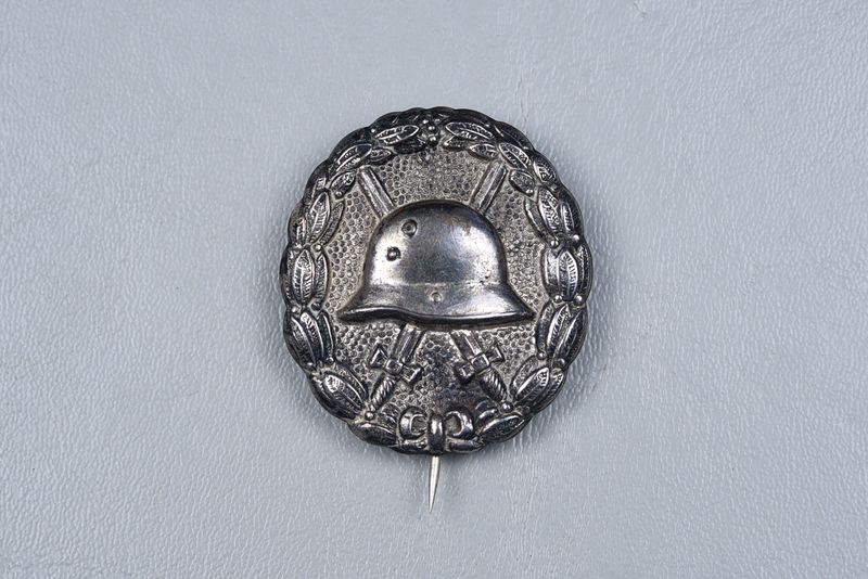 WWI GERMAN MODEL 1918 WOUND BADGE IN SILVER WWI GERMAN MODEL 1918 WOUND BADGE IN SILVER