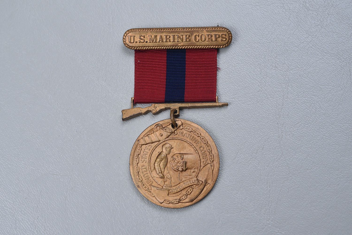 pre-WWI U.S. MARINE CORPS GOOD CONDUCT MEDAL 1902 - 1905 w/ENGRAVED NAME