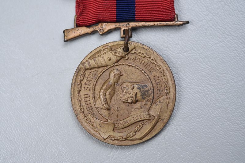 post-WWI U.S. MARINE CORPS GOOD CONDUCT MEDAL 1929 - 1933 w/3rd ENLISTMENT BAR
