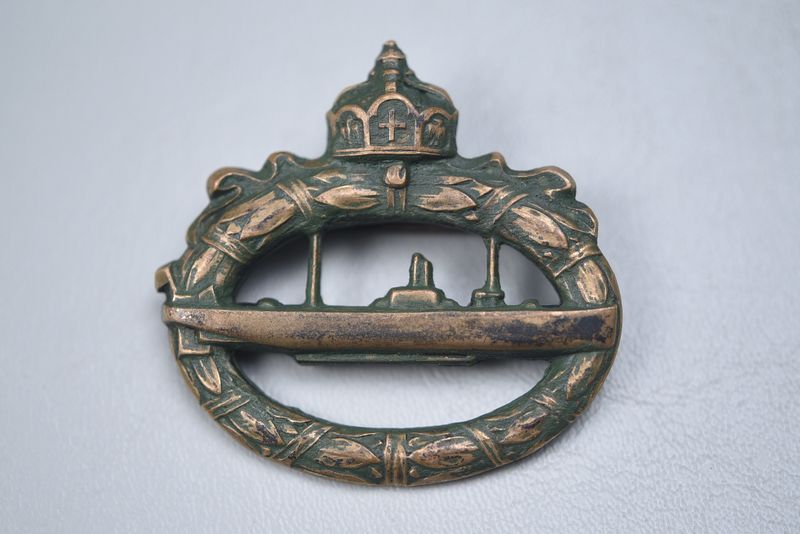 WWI GERMAN KAISERLICHE MARINE U-BOAT BADGE BY WALTER SHOTT