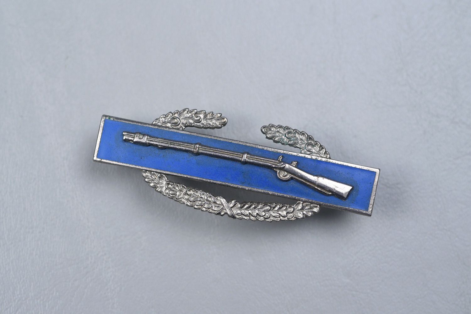 KOREAN/VIETNAM WAR U.S. COMBAT INFANTRY BADGE w/APPLIED MUSKET