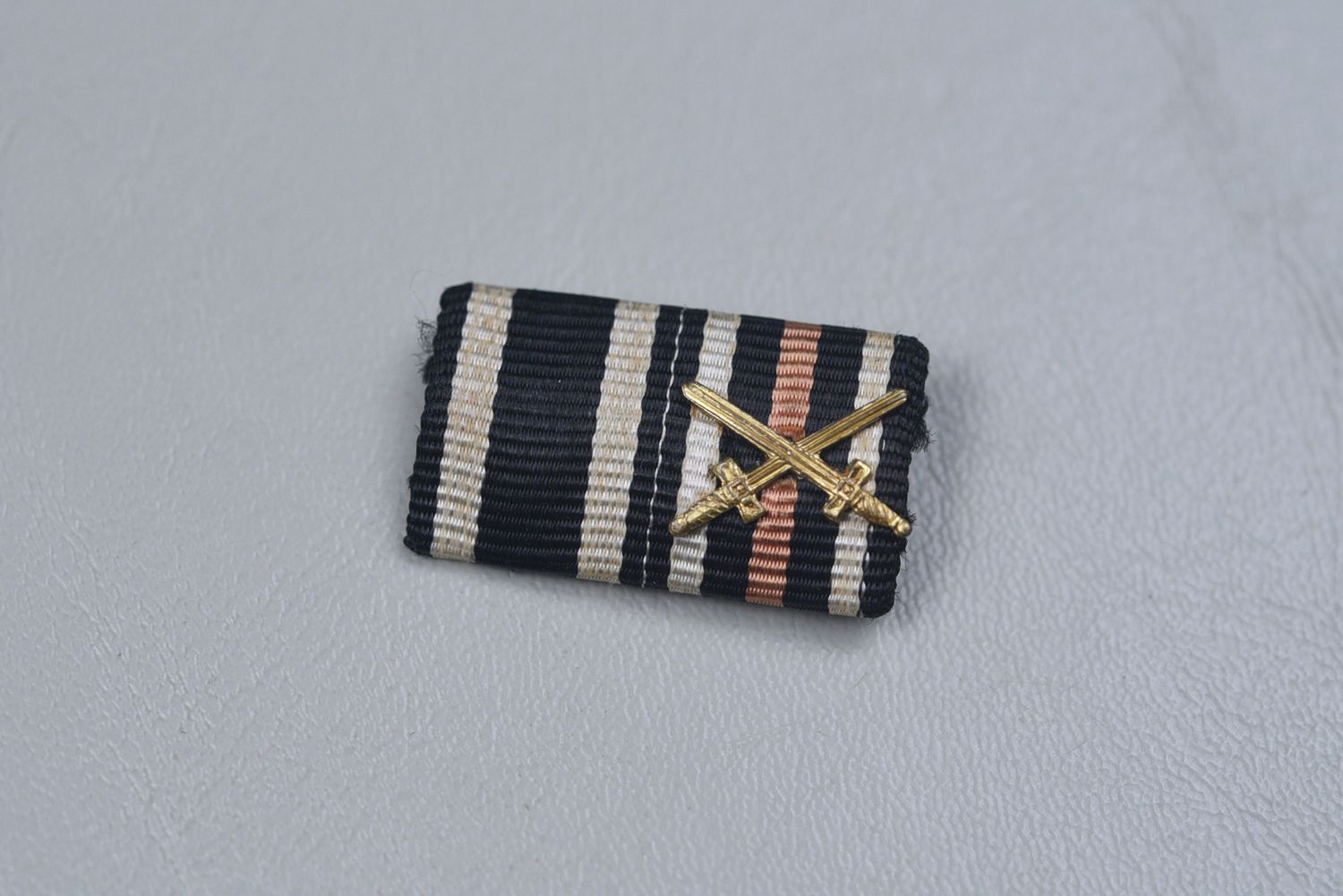 WWI GERMAN 1914 IRON CROSS/HINDENBURG HONOR CROSS RIBBON BAR -SINGLE DRAPED