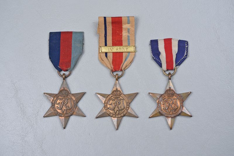 WWII BRITISH 1939/AFRICA – 1st ARMY/FRANCE & GERMANY STAR MEDAL GROUP WWII BRITISH 1939/AFRICA – 1st ARMY/FRANCE & GERMANY STAR MEDAL GROUP
