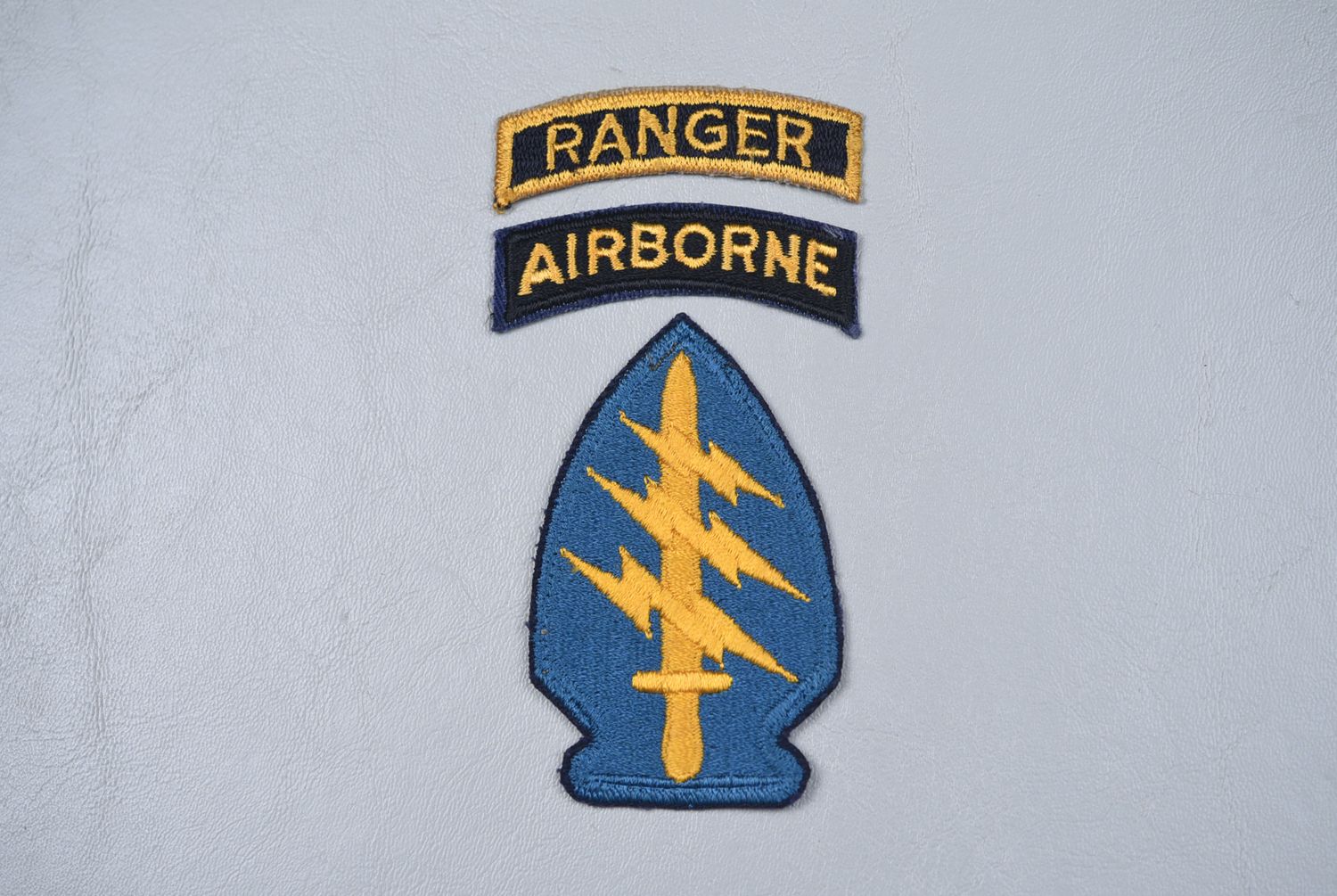 VIETNAM WAR U.S. SPECIAL FORCES/RANGER SHOULDER INSIGNIA