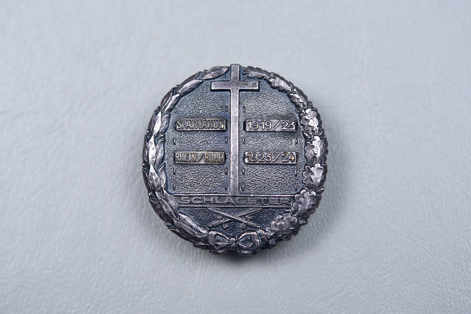 WWI GERMAN FREIKORPS SCHLAGETER BADGE w/SWORDS &amp; 2 CAMPAIGNS - FIRST TYPE