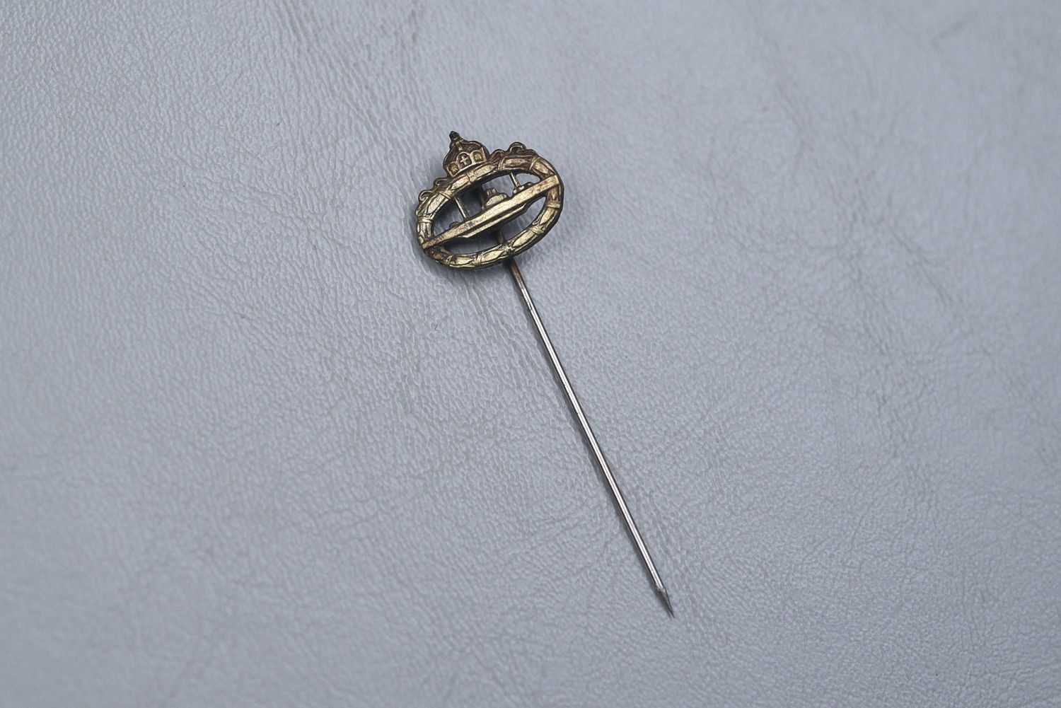 WWI GERMAN KAISERLICHE MARINE SUBMARINE BADGE STICK PIN