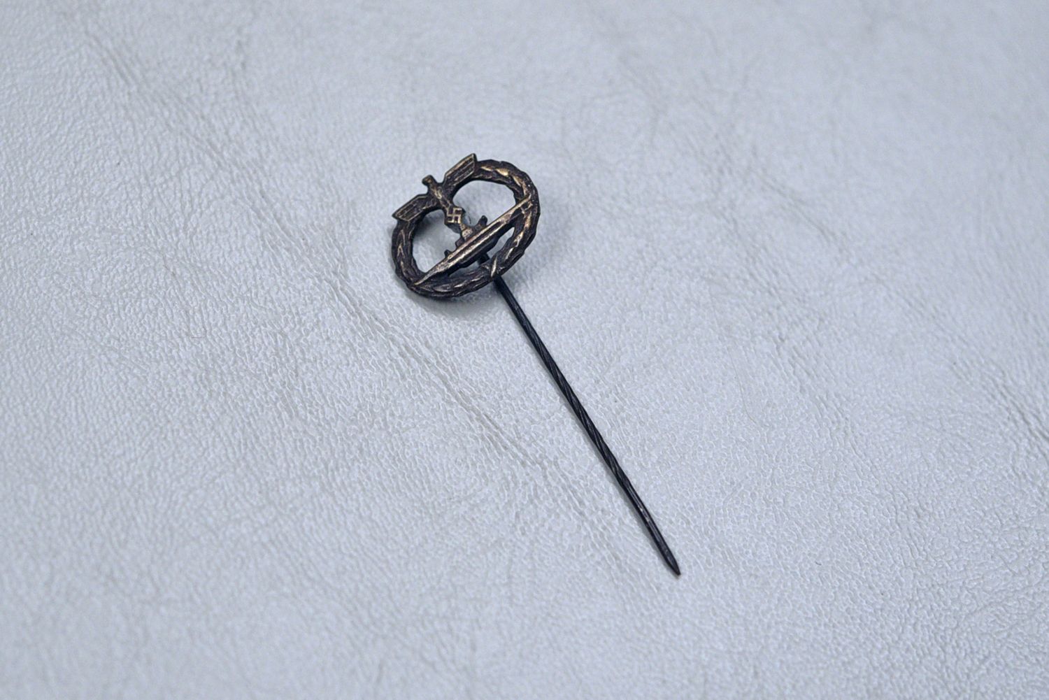 WWII GERMAN KRIEGSMARINE U-BOAT BADGE STICK PIN