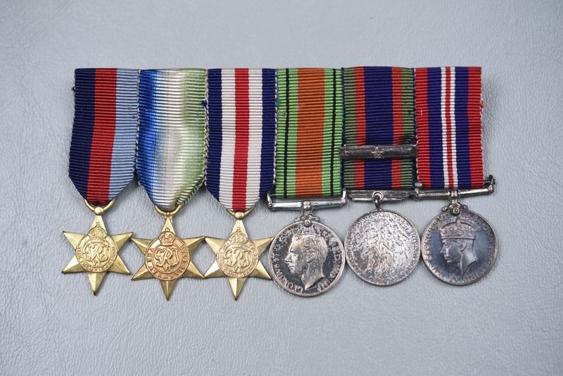 WWII CANADIAN 6-MINIATURE MEDAL GROUP ON BAR