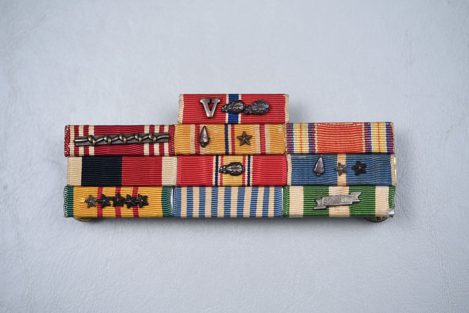 WWII U.S. 3-WAR VETERAN&#39;S 9-PLACE RIBBON BAR