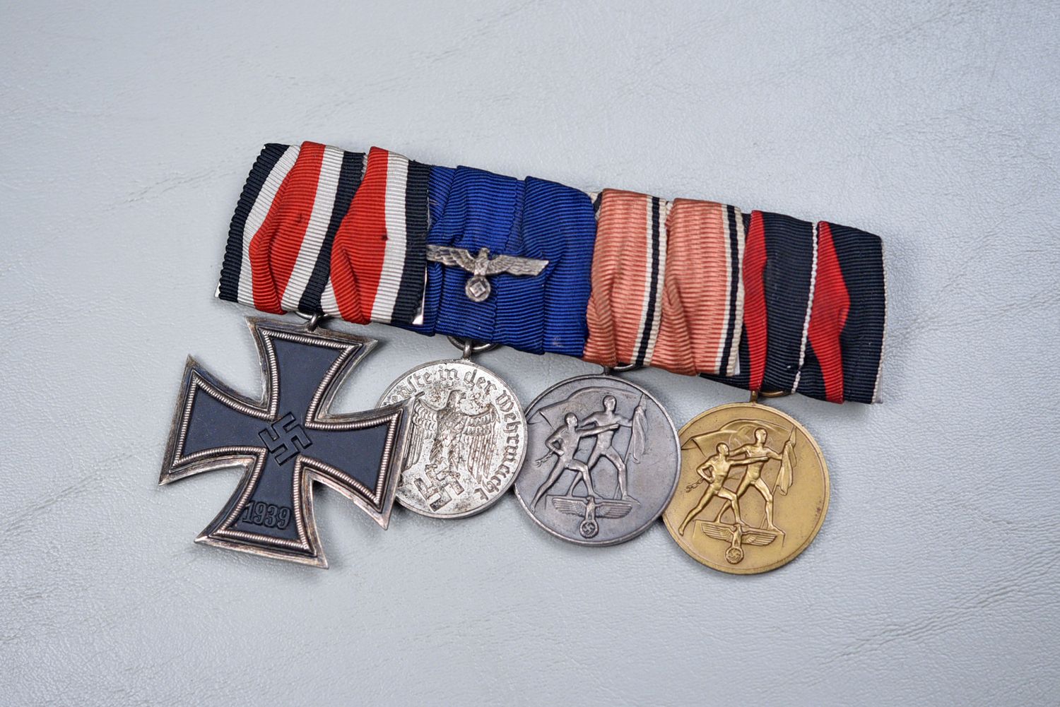 WWII GERMAN 1939 IRON CROSS 4-PLACE MEDAL BAR