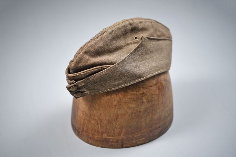 WWI BRITISH ENLISTED FIELD SERVICE CAP WWI BRITISH ENLISTED FIELD SERVICE CAP