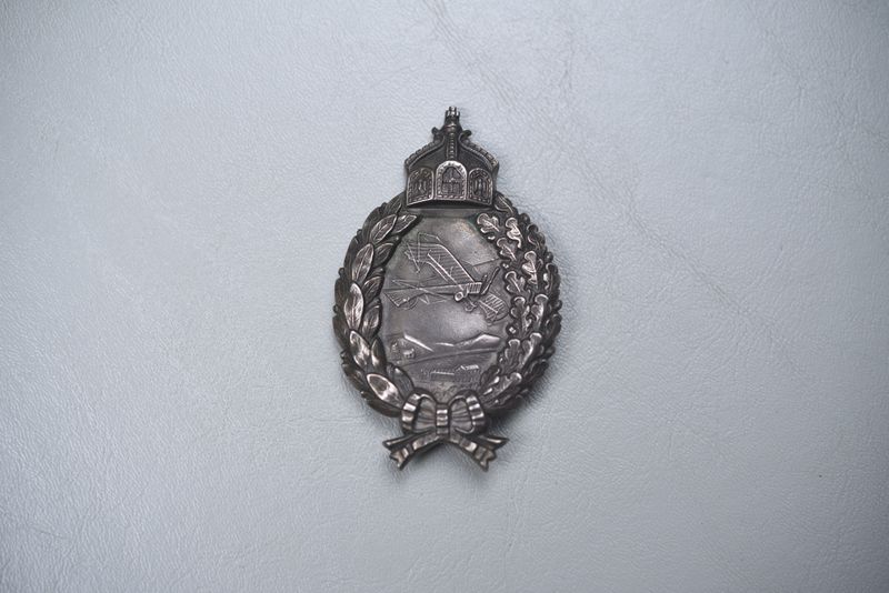 WWI GERMAN PRUSSIAN PILOT BADGE - MARKED 800 WWI GERMAN PRUSSIAN PILOT BADGE - MARKED 800