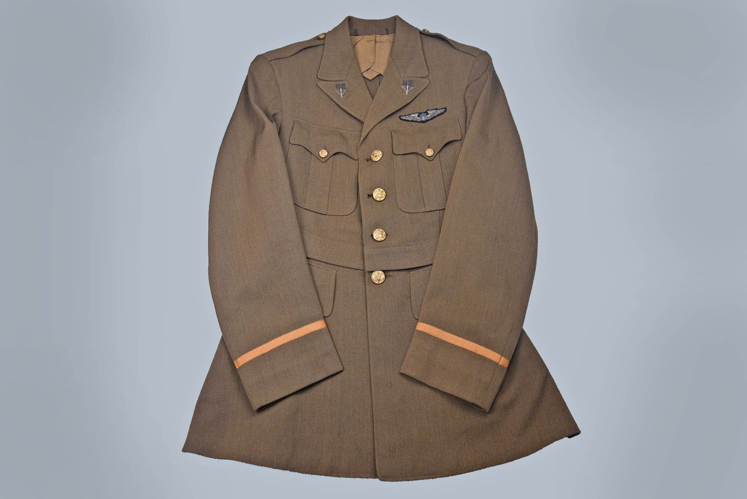 pre-WWII U.S. ARMY AIR CORPS PILOT&#39;S UNIFORM COAT w/DIRECT EMBROIDERED INSIGNIA
