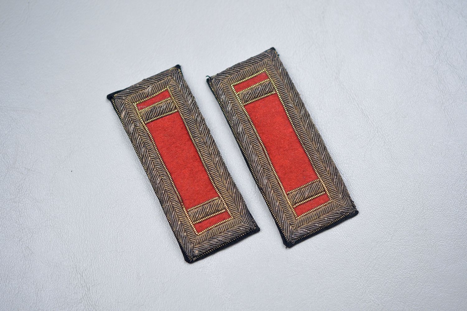 CIVIL WAR LIEUTENANT OF ARTILLERY SHOULDER STRAP PAIR