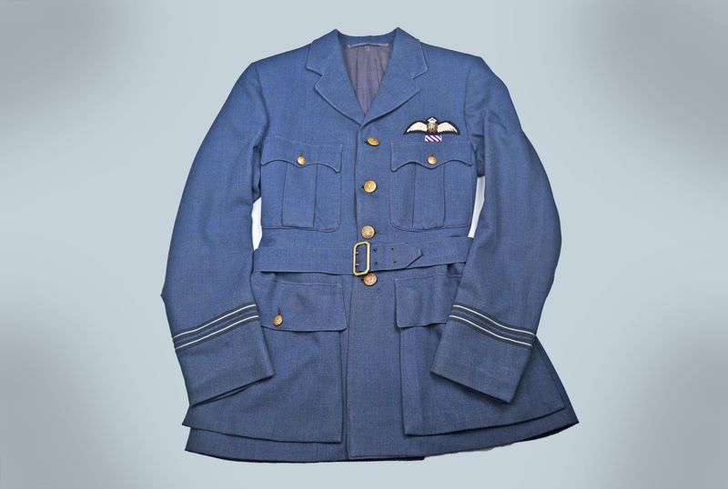 WWII BRITISH RAF UNIFORM JACKET w/DISTINGUISHED FLYING CROSS RIBBON WWII BRITISH RAF UNIFORM JACKET w/DISTINGUISHED FLYING CROSS RIBBON