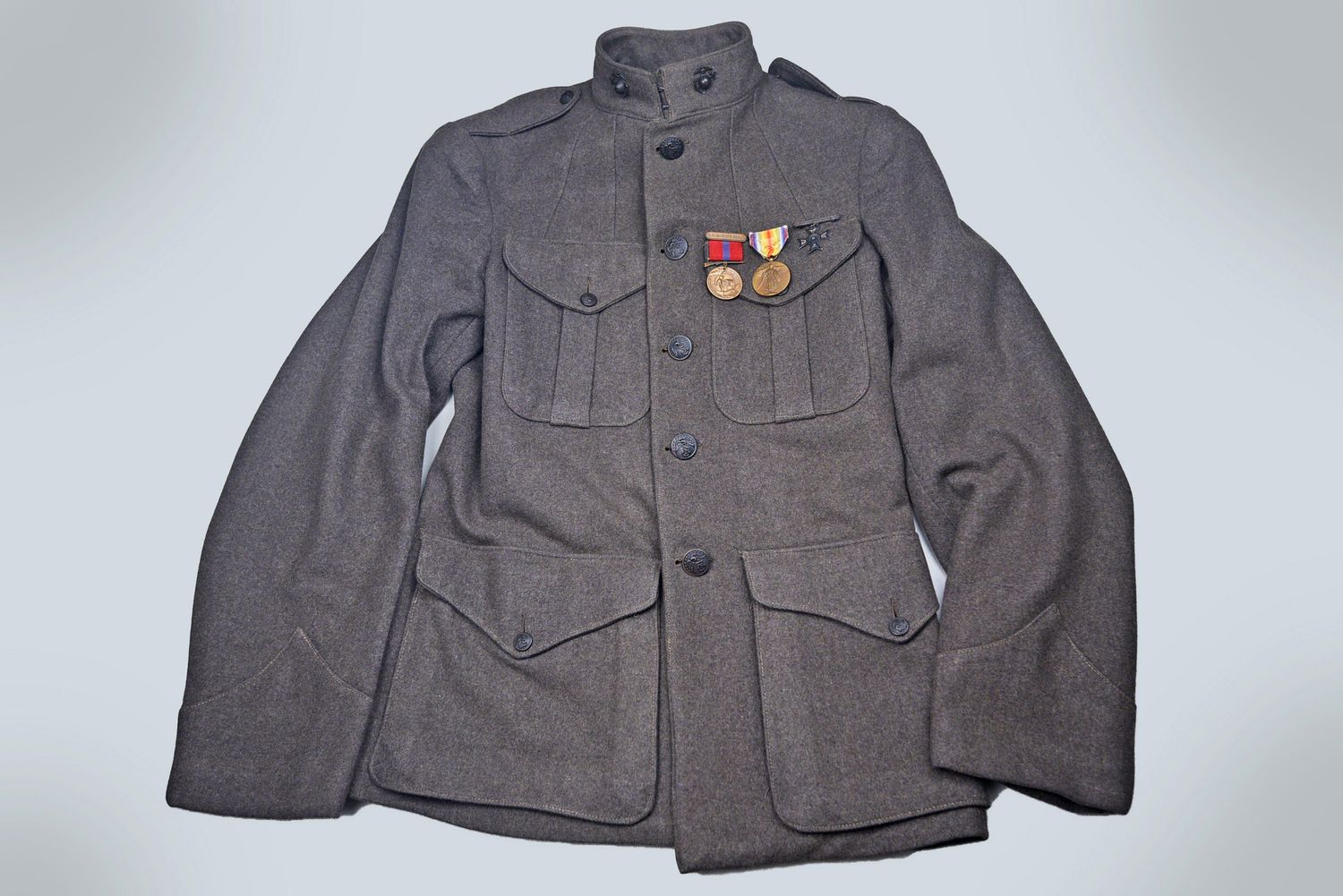 WWI U.S. MARINE CORPS ENLISTED GREEN UNIFORM JACKET w/GOOD CONDUCT &amp; WWI VICTORY MEDALS