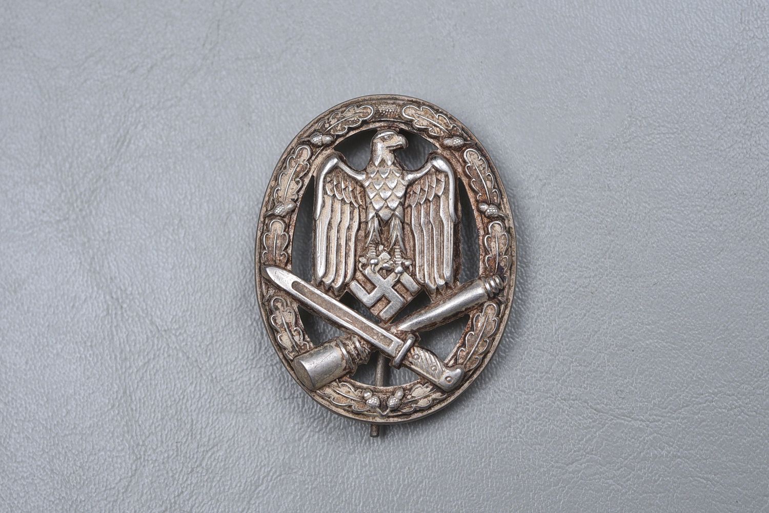 WWII GERMAN GENERAL ASSAULT BADGE