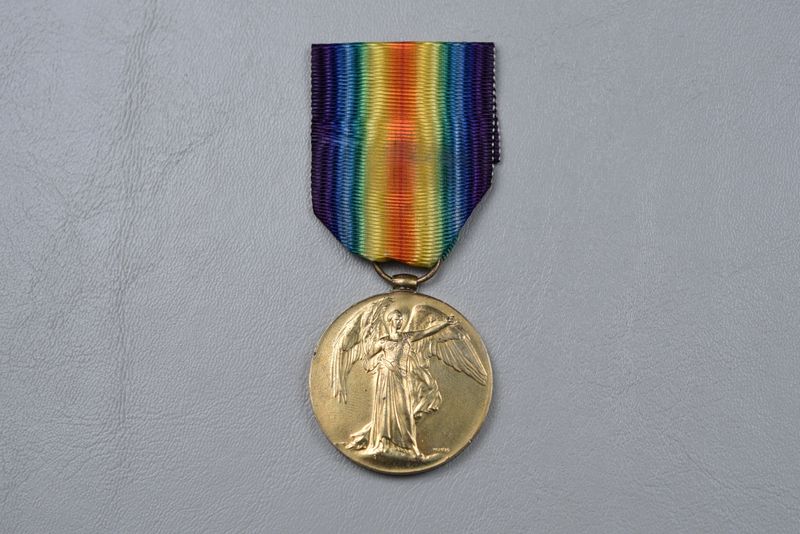WWI BRITISH VICTORY MEDAL TO WEST RIDING REGIMENT WWI BRITISH VICTORY MEDAL TO WEST RIDING REGIMENT