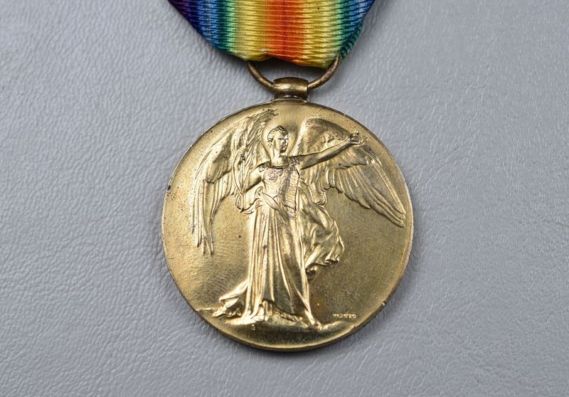 WWI BRITISH VICTORY MEDAL TO WEST RIDING REGIMENT