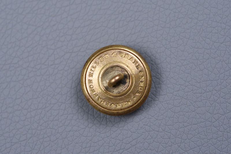 CIVIL WAR OFFICER EAGLE 'I' COAT BUTTON – 22mm