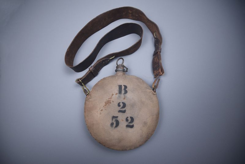 U.S. SPANISH AMERICAN WAR CANTEEN w/STRAP - EXCELLENT