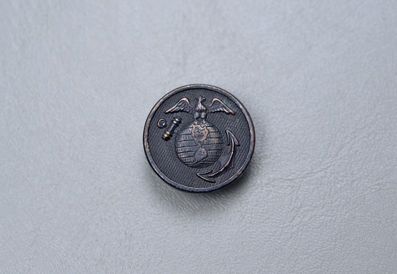 WWI U.S. MARINE CORPS RIGHT SIDE COLLAR DISK WWI U.S. MARINE CORPS RIGHT SIDE COLLAR DISK