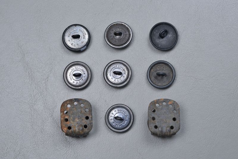 WWI GERMAN CROWN BUTTON LOT OF 9 – 21mm