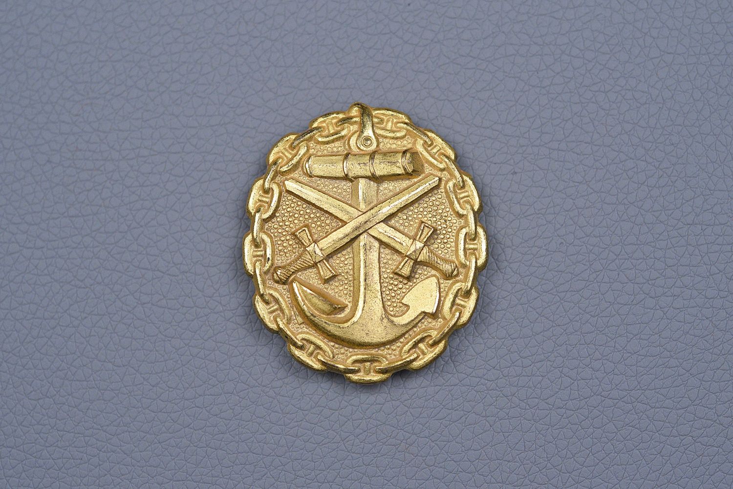 WWI GERMAN KAISERLICHE MARINE GOLD WOUND BADGE