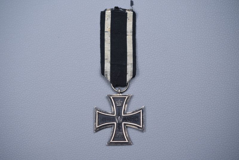 WWI GERMAN 1914 IRON CROSS 2nd CLASS ON RIBBON – MARKED ‘KO’      